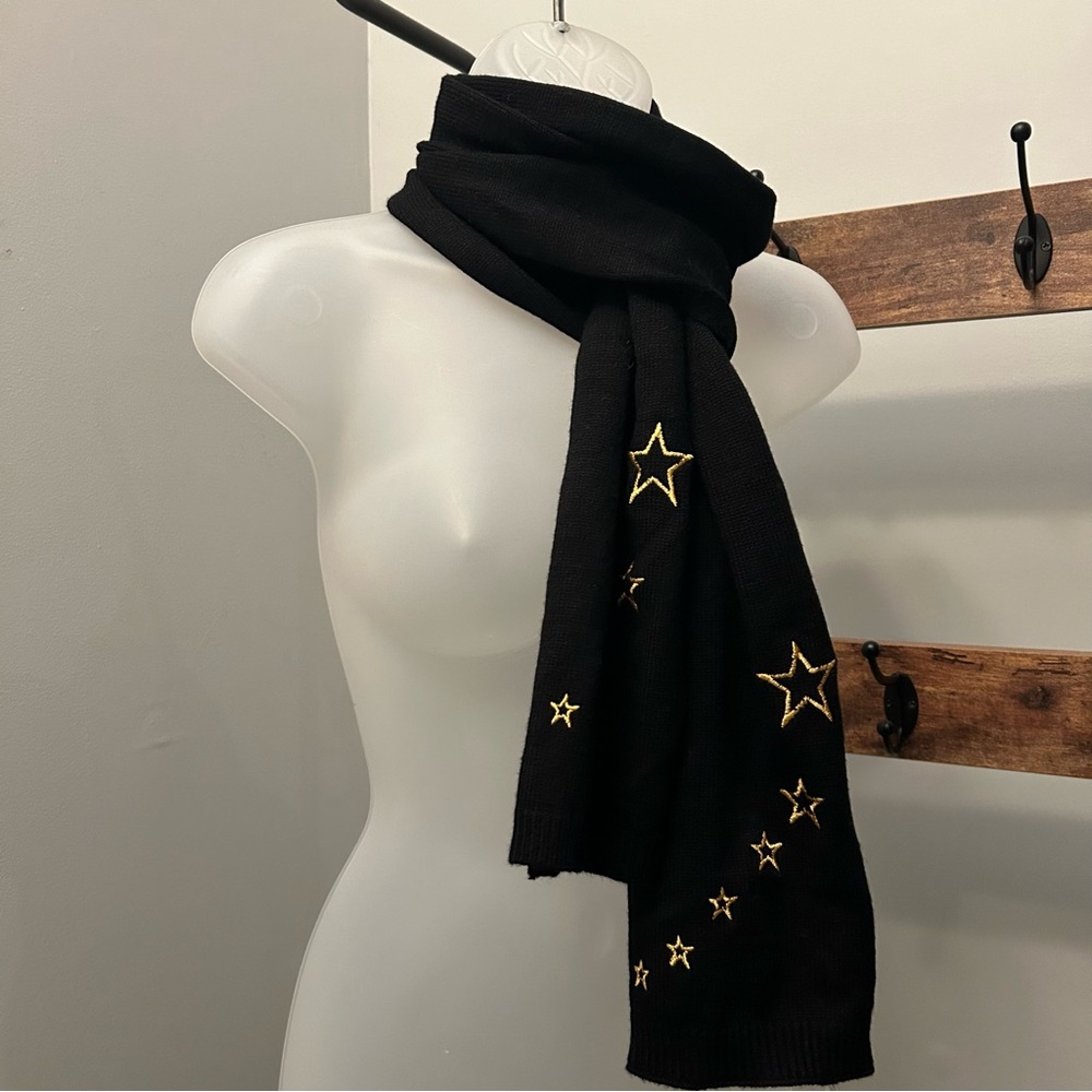 Jenni by Jennifer Moore Women's Embroidered Stars Scarf Black One Size NWT
